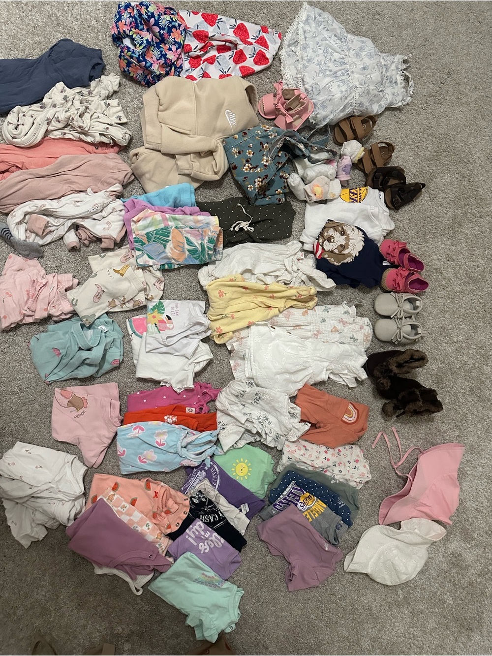Baby girl clothes bundle 6-12 months